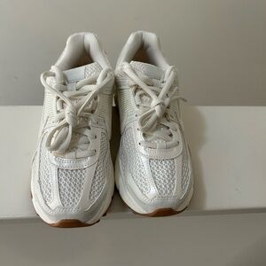 NEW Nike Zoom Vomero 5 "Sail Gum" Women’s Size 9 HM5886-133